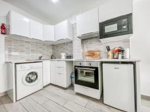 Reformed studio apartment in central Nerja 3K