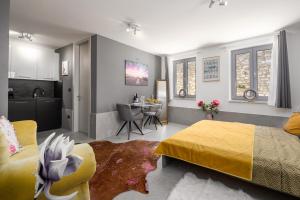 Studio Jugo by Briskva