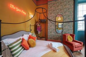 The Gold Penny studio apartment at The Bank of England