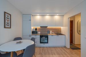 Luminious apartment with balcony by Polo Apartments