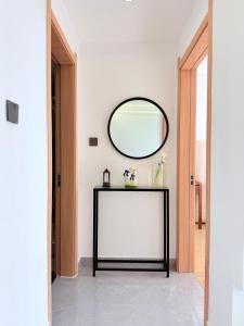 Mariahs lovely homes