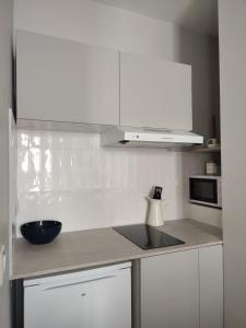 Appartement moderne proche mer et transports