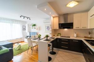 Flexible SelfCheckIns 79 - Zagreb - Garage - New