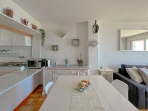 Apartment in Pineda de Mar by the Beach
