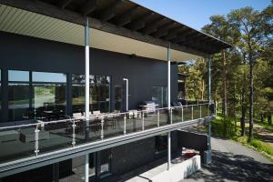 Platinum Swing - Spacious 4BR Villa with Panorama Views next to Kultaranta Resort