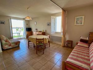 Appartements Appartement cosy pour 6, proche plage Valliere, animaux acceptes - Saint-Georges-de-Didonne - FR-1-494-4 : photos des chambres