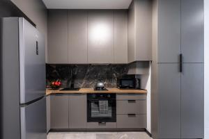 ЖК Семицвіт, New building