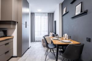 ЖК Семицвіт, New building