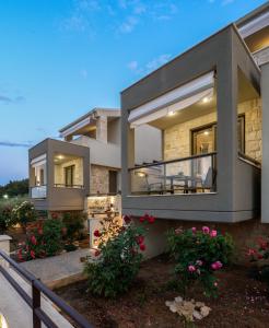 Marthina Luxury Living