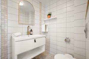 Bergen Gem Straight Out of History - Built in 1750