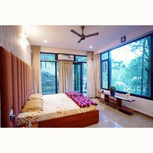 Hill Crest By Xaria Luxury Homes 2BHK Apartment