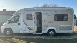 Izzie The Glampervan