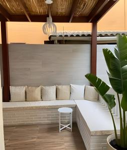 Adorável Casa em Cond. de frente para a Praia Rasa