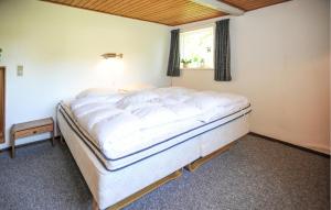 2 Bedroom Stunning Home In Bredebro