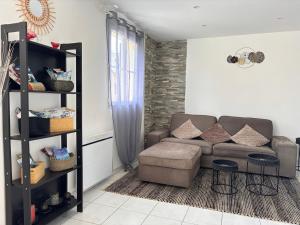 Jolie Colombe, maison 3 ch 2 sdb beau jardin terrasse aménagée à 15 mn à pied de la mer du centre Port en Bessin proche golf et dOmaha Beach et Bayeux