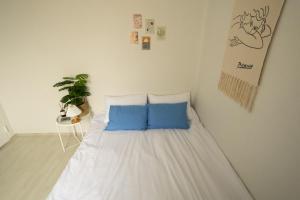 Yeon neu Stay, private 2 rooms for exclusive use, 7 min from subway, 30 min to major Seoul areas
