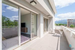 Appart'hotels Tempologis Grenoble : Appartement avec Balcon