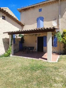 Maisons de vacances Les petits volets bleus : photos des chambres