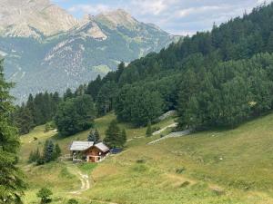 Chalets Chalet Alpage aux portes du Queyras : photos des chambres