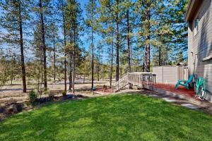 The Tree House at 11 Rhododendron Lane