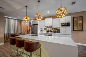 Disney Vacation Home 3Br W Jacuzzi & Patio