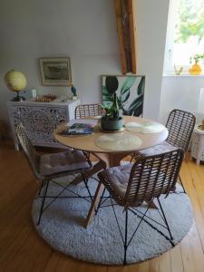 Appartements duplex de charme a Dinan : photos des chambres