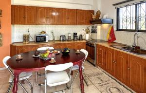 Nice Home In Theologos With Wi-Fi