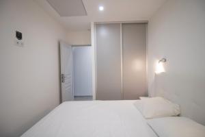 Appartements Superbe Appart Neuf Climatise : photos des chambres