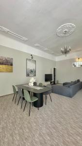 Central Chill Ferdinand