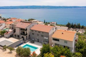 Luxury Apartment Lorena - Private Heated Pool -