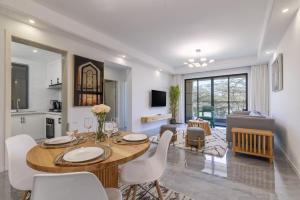 Sterling 1 Bedroom by YourHost Kilimani Nairobi