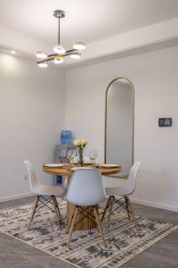 Sterling 1 Bedroom by YourHost Kilimani Nairobi