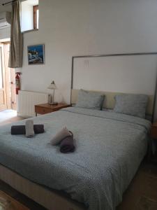 Skarinou Village Poolside Escape Studio with Pool facilities