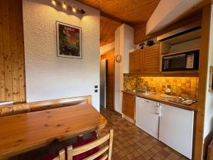 Studio cabine Les Saisies - 4 pers, balcon sud, vue montagne - FR-1-293-117