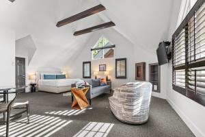 Chalet room in Iris Inn and Cabins