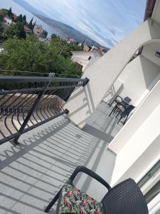 Apartment Ante