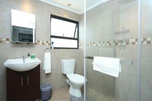 Modern Loft with Free Parking & Wi-Fi close to Sandton & CBD