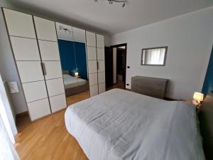 BG House - appartamento con giardino e garage privato