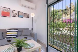 Calle Agua Center&Parking&Woodland