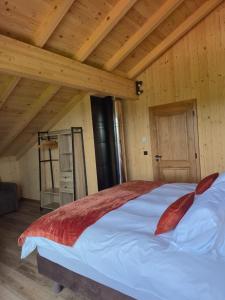 Maisons de vacances Aux melezes de Xavier GITE 4 etoiles : photos des chambres