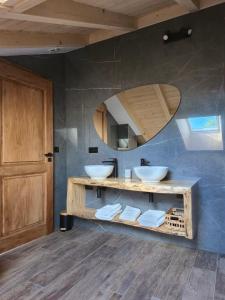Maisons de vacances Aux melezes de Xavier GITE 4 etoiles : photos des chambres