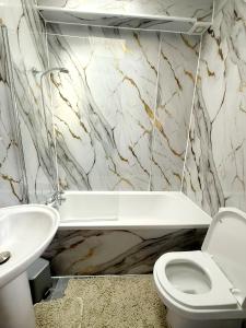 BE-1st Floor Quad Room in Wembley!