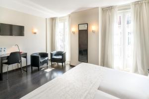 Classic Double Room room in Rossio Garden Hotel