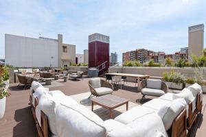 Monthly 32 Nights 1BR Pools Parking