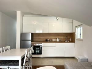 Villa Bubanja with shared pool