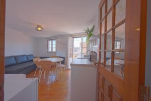 Alfama Historial I River View by Homing