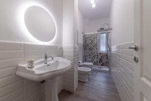 Vatican Shabby apartment double bedrooms