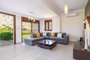 Villa St Nicholas by Villa Plus