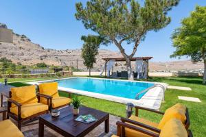 Villa St Nicholas by Villa Plus