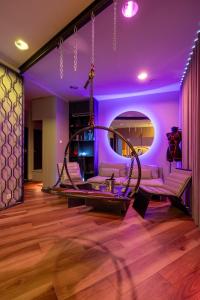 BDSM SWING KLIMA Apartamenty Lustra super wygodne łóżko , huśtawka ,dla dorosłych ADULTS ONLY